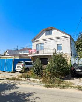 Дом 300м², 3-этажный, участок 4 сот.