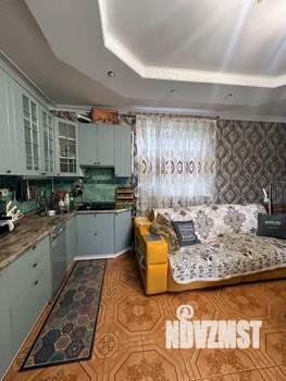 Коттедж 181м², 2-этажный, участок 7 сот.