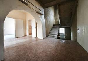 Дом 361м², 3-этажный, участок 10 сот.