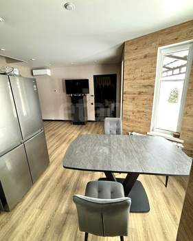 Дом 130м², 2-этажный, участок 6 сот.