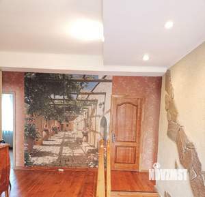 Дом 228м², 2-этажный, участок 3 сот.