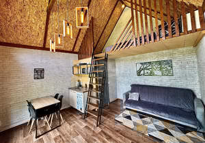 Дом 83м², 3-этажный, участок 10 сот.