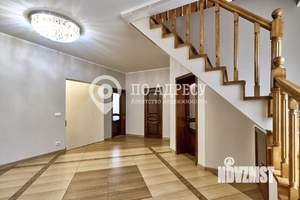 Дом 313м², 2-этажный, участок 9 сот.