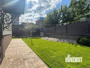 Дом 339м², 3-этажный, участок 11 сот.