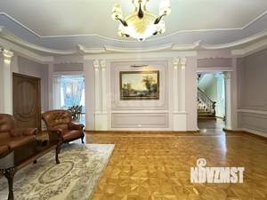 Дом 371м², 3-этажный, участок 10 сот.