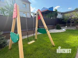 Дом 339м², 3-этажный, участок 11 сот.