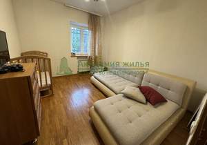 Дом 244м², 2-этажный, участок 8 сот.