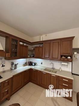 Коттедж 407м², 3-этажный, участок 13 сот.