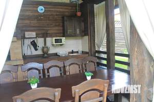 Дом 233м², 2-этажный, участок 10 сот.