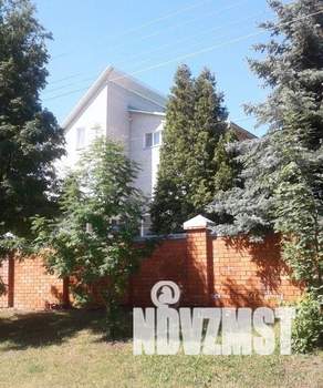 Коттедж 350м², 3-этажный, участок 12 сот.