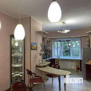 Коттедж 391м², 2-этажный, участок 15 сот.