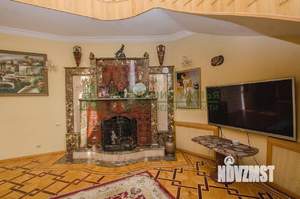 Дом 520м², 3-этажный, участок 18 сот.