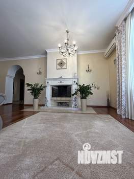 Коттедж 407м², 3-этажный, участок 13 сот.