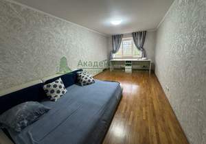 Дом 244м², 2-этажный, участок 8 сот.