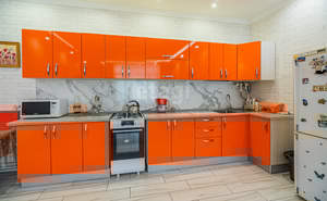 Дом 204м², 2-этажный, участок 8 сот.