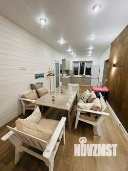 Дом 160м&sup2;, 2-этажный, посуточно, 