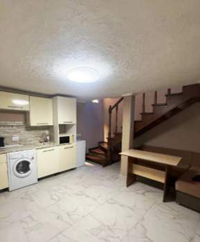 Дом 45м², 2-этажный, на длительный срок, 