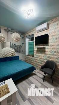 Дом 300м&sup2;, 3-этажный, посуточно, 