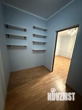 Дом 200м&sup2;, 2-этажный, на длительный срок, 