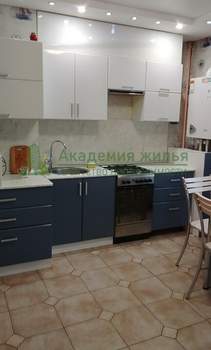 Дом 157м&sup2;, 3-этажный, на длительный срок, 