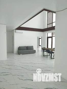 Дом 220м&sup2;, 2-этажный, посуточно, 