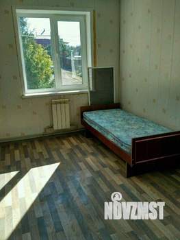 Дом 80м², 2-этажный, на длительный срок, 