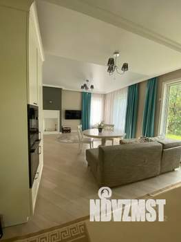 Дом 150м&sup2;, 3-этажный, посуточно, 