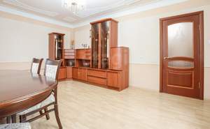 Дом 152м&sup2;, 3-этажный, на длительный срок, 