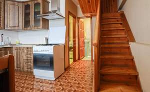 Дом 152м&sup2;, 3-этажный, на длительный срок, 