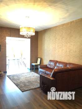 Коттедж 220м&sup2;, 2-этажный, на длительный срок, 