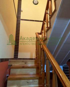 Дом 157м&sup2;, 3-этажный, на длительный срок, 