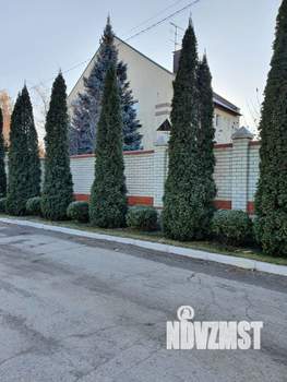 Коттедж 667м&sup2;, 3-этажный, на длительный срок, 