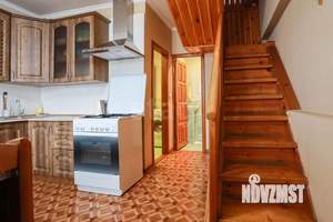 Дом 152м&sup2;, 3-этажный, на длительный срок, 