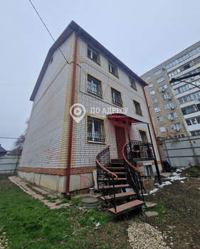 Дом 295м&sup2;, 4-этажный, участок 2 сот.  