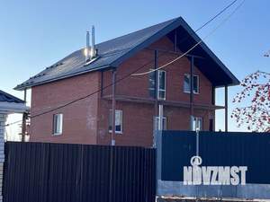 Коттедж 240м&sup2;, 3-этажный, участок 21 сот.  