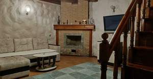 Дом 220м², 3-этажный, участок 6 сот.  