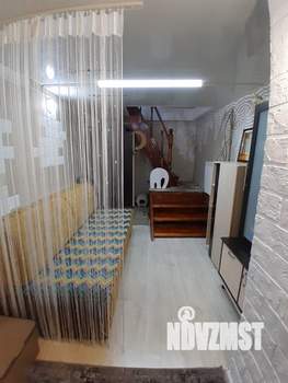 Дом 65м&sup2;, 2-этажный, участок 3 сот.  