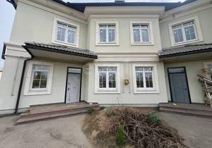 Дом 160м&sup2;, 2-этажный, участок 4 сот.  