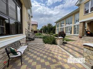 Коттедж 460м², 3-этажный, участок 10 сот.  