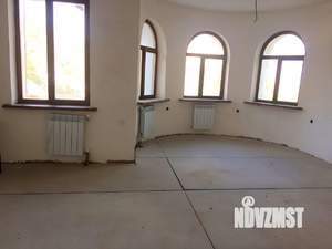 Коттедж 350м², 2-этажный, участок 11 сот.  