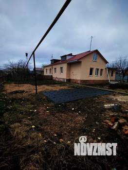 Дом 100м&sup2;, 2-этажный, участок 6 сот.  