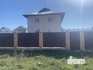 Коттедж 160м², 2-этажный, участок 10 сот.  