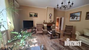 Дом 256м&sup2;, 2-этажный, участок 8 сот.  