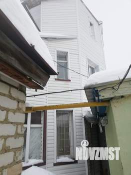 Дом 64м&sup2;, 2-этажный, участок 1 сот.  