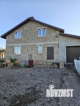 Дом 180м&sup2;, 2-этажный, участок 10 сот.  