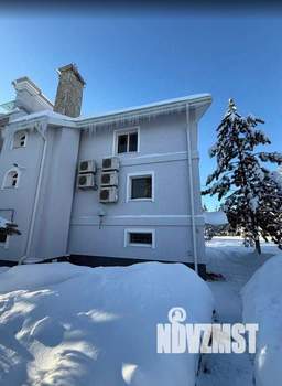 Коттедж 521м&sup2;, 3-этажный, участок 20 сот.  