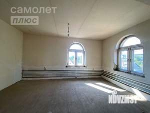 Дом 491м², 3-этажный, участок 10 сот.  