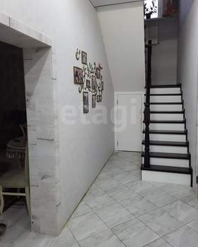 Дом 173м², 2-этажный, участок 8 сот.  