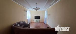 Коттедж 315м², 2-этажный, участок 10 сот.  