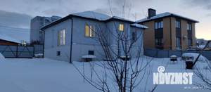 Дом 220м&sup2;, 2-этажный, участок 10 сот.  